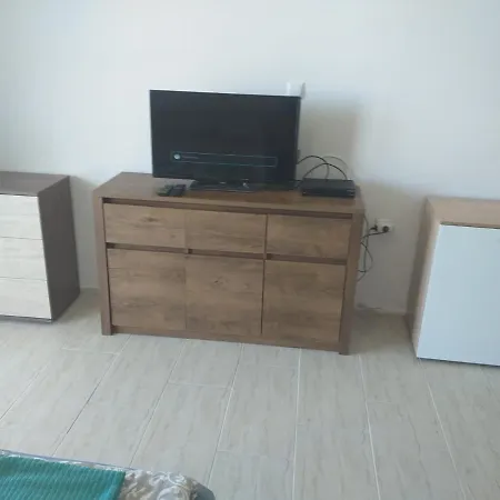 Apartman студио сони 2 *